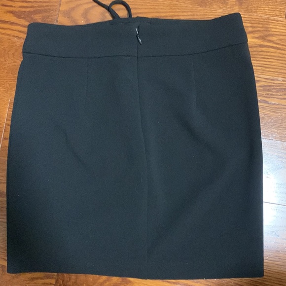 Dynamite Medium Black Mini Skirt - Picture 4 of 4